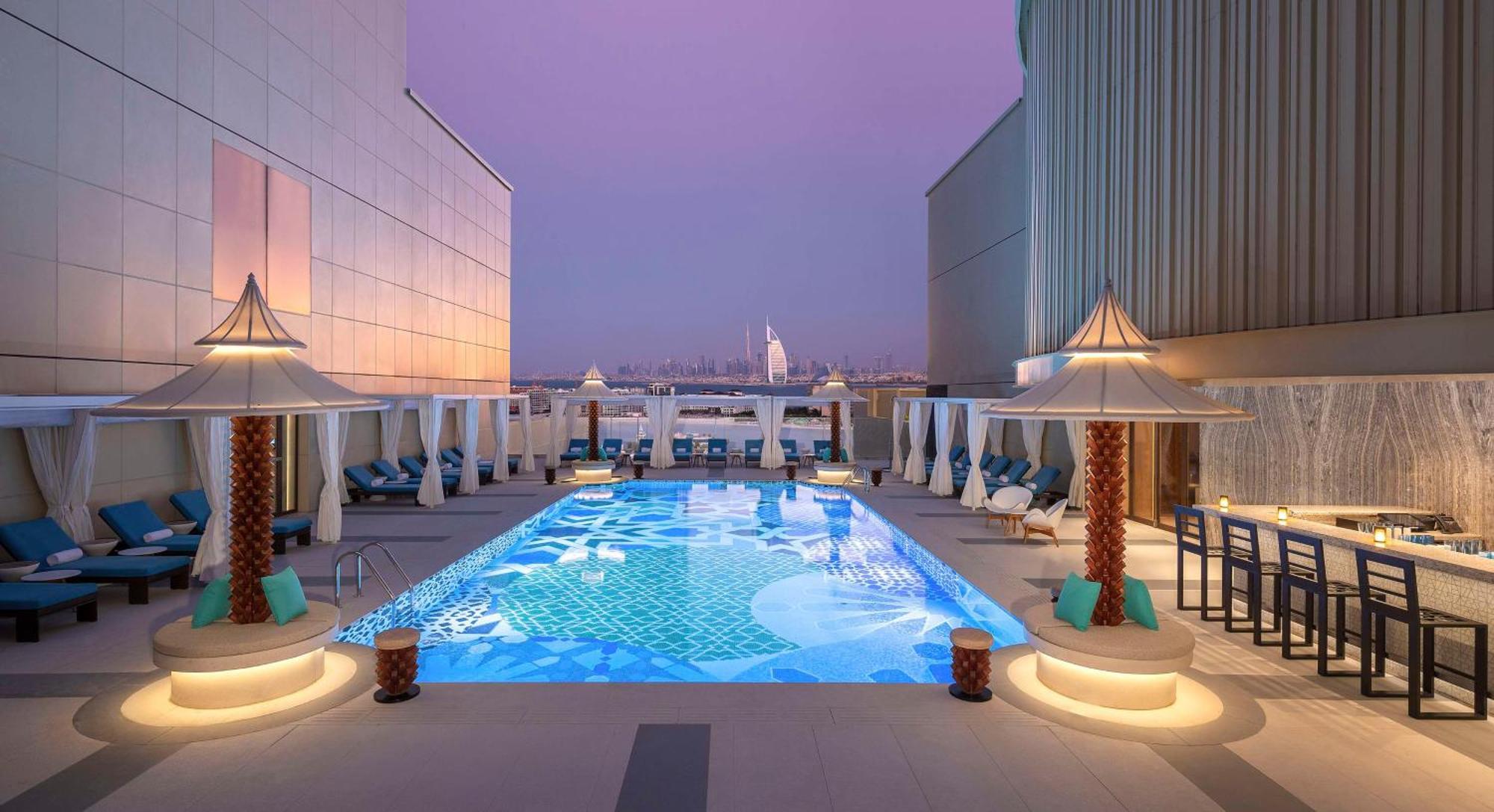 Hotel Andaz Dubai The Palm, By Hyatt Exterior foto The pool at the hotel